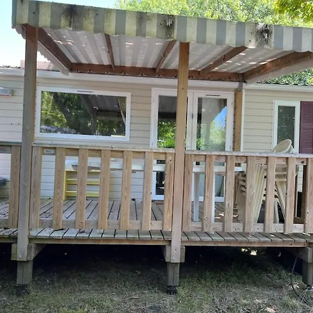 Mobilhome 4 Etoiles Campsite *